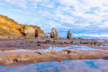 Poster - Beautiful landscape with the cliffs on the shore.