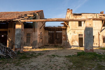 Wall Mural - Cascina