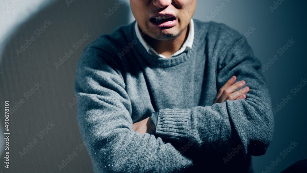 怒る男性　クレーマーイメージ