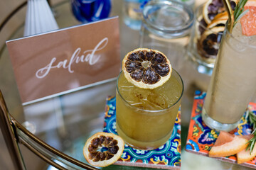 Canvas Print - Closeup shot of delicious cocktails with fresh fruits on the wedding