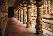 Thiru Parameswara Vinnagaram Or Vaikunta Perumal Temple Is A Temple Dedicated To Vishnu, Located In Kanchipuram In The South Indian State Of Tamil Nadu - One Of The Best Archeological Sites In India