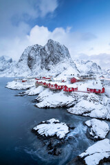 Wall Mural - beautiful winter norway landscape - lofoten islands - hamnoy fishing village