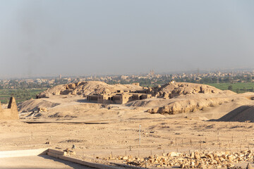 Wall Mural - Luxor Temple on the east bank of the Nile River in the city of Luxor