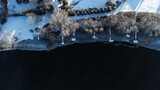 Fototapeta  - Jezioro zimą, pomosty