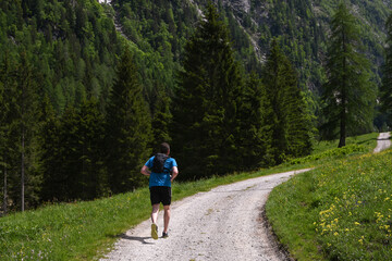 Poster - corsa in montagna