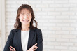 © miya227 - 若い女性　ビジネス