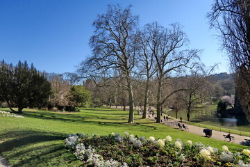 Canvas Print - Parc des Buttes Chaumont. Vue générale. Paris.