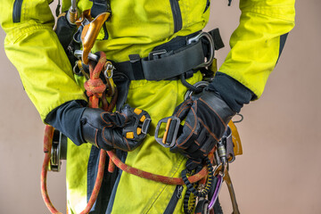 Rope access specialist getting ready for work