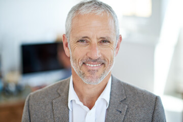 Aufkleber - I love my work environment. Portrait of a mature businessman standing in an office.