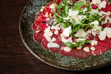 Canvas Print - carpaccio with arugula salad