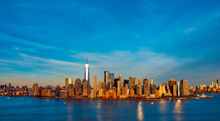 Wall Mural - sunset over manhattan