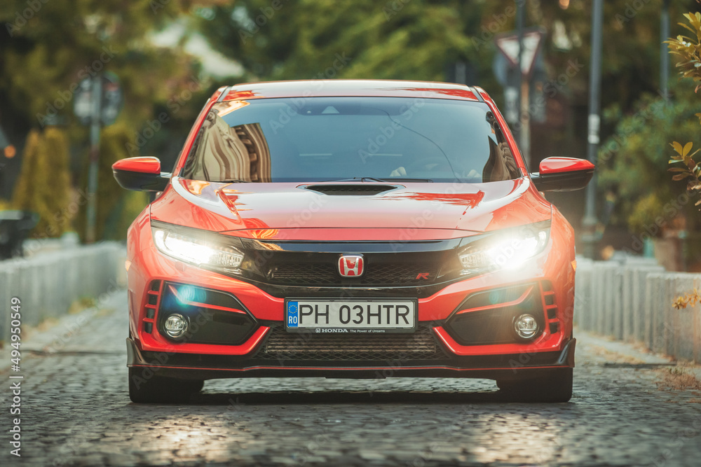 Honda Civic Type R Ultimate Edition front view, grille, headlights and ...