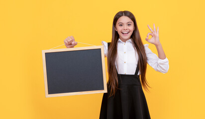 Poster - back to school. kid presenting novelty information. childhood education.