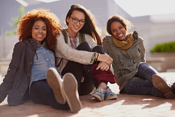 Poster - Friends make everything seem better. Cropped shot of girlfriends bonding on campus.
