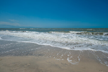 Fototapete - White Waves On Beach Naples Florida