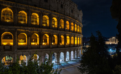 Wall Mural - Colosseum at Night