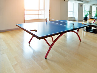 Canvas Print - Ping pong tables in the room