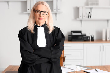 Poster - Mature female judge in courtroom