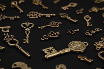 Bronze keys ornamental keys for clocks and treasure boxes with unique shapes and design