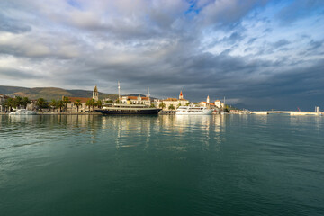 Canvas Print - Old town cityscape view of Trogir. Croatia