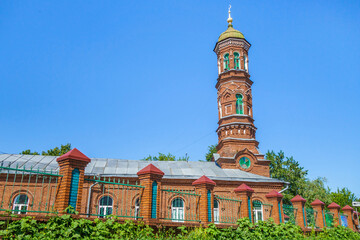 Canvas Print - Building of the Bornay Mosque (Burnayevskaya), historical building in Kazan, Russia. Built in 1872