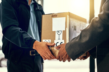Aufkleber - Well ensure they arrive safely in your hands. Closeup shot of a courier making a delivery to a customer.