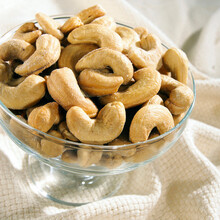 Close-up Of Salted Cashews In A Bowl