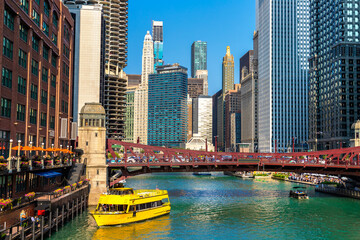 Poster - Sightseeing cruise at Chicago river