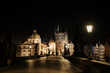 Most Karola W Pradze podczas nocy