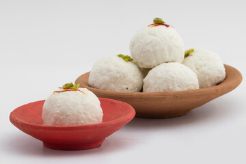 Bengali Mithai Kacha Gola Also Called Pranohora Sondesh Mishti Kaacha Golla Pranhara Sandesh Is Made Of Cottage Cheese Paneer And Chhena Flavored With Elaichi Doodh Mava Khova Kesar Pista Mawa Khoya