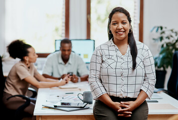 Aufkleber - What an awesome team working behind me. Portrait of a confident young businesswoman with her team having a meeting in the background.
