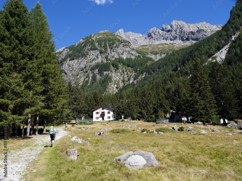 Rifugio Brasca am Sentiero Roma - Höhenweg, Italien, Schweiz Stock ...