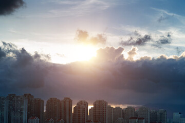 Canvas Print - Dark clouds over the city