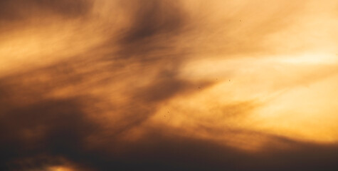 Wall Mural - beautiful bright dramatic sunset in the clouds.