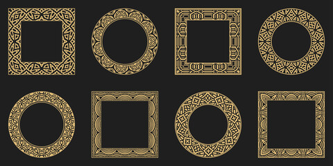 Set circular decorative ornament.