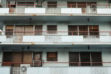 OLD ABANDONED BUILDING IN HAWAII