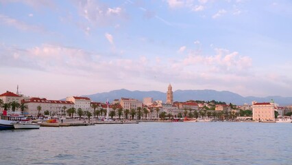 Fototapete - Picturesque evening cityscape in the famous European city of Split.