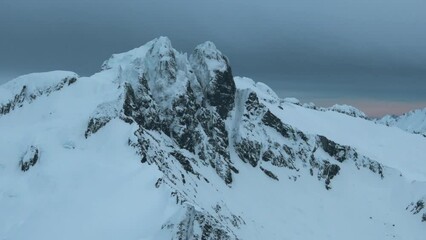 Wall Mural - 4k aerial of tantalus range in the coast mountains in late winter, british columbia, canada