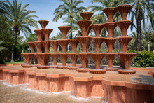 Brunnen Im Palmengarten In Elche