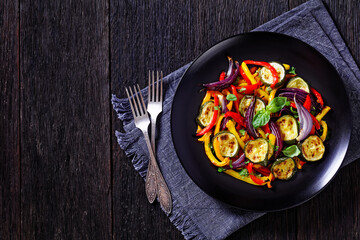 Wall Mural - roast pepper slices with red onion and zucchini