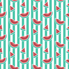 Colorful summer seamless pattern with tropical fruits, ice cream, Toucan, Flamingo and summer icons Memphis style. Summer seamless vector illustration.