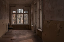 Urban Exploration In An Old Abandoned Hospital In A Historic Mansion In Poland - Urbex In Turczynek