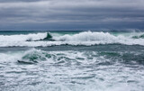 Fototapeta Morze - wave breaking on the shore