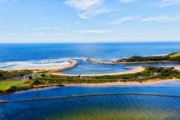 Canvas Print - D Narooma delta to sea