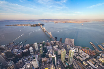 Fototapete - Aerial cityscape view of San Francisco skyline and Bay Bridge