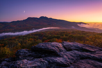 Wall Mural - Scenic sunrise over an autumn landscape near Grandfather Mountain along the Blue Ridge Parkway in North Carolina