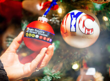 New York City Christmas Balls Souvenirs On The Christmas Tree.