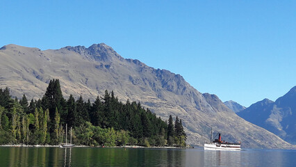 Poster - Beautiful landscape with the mountains and lake. Queenstown, New Zealand.