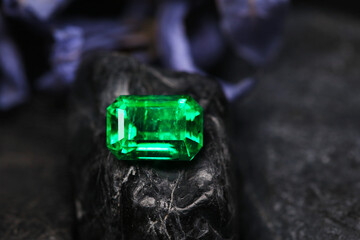 Poster - luxury, background, diamond, precious, green, jewelry, design, beautiful, gemstone, gem, jewel, clos