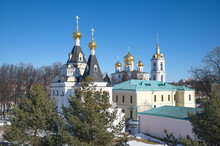 Dmitrov, Russia - March 18, 2022: Elizabethan Church And Assumption Cathedral In The Dmitrov Kremlin